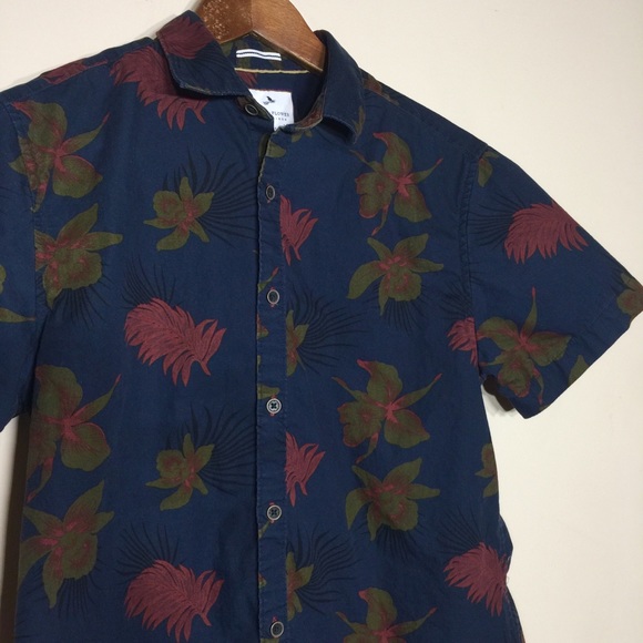 Navy Tropical Print Short Sleeve Button Down - Picture 3 of 4